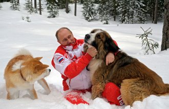 Владимир Путин и его собаки Владимир Путин и его собаки